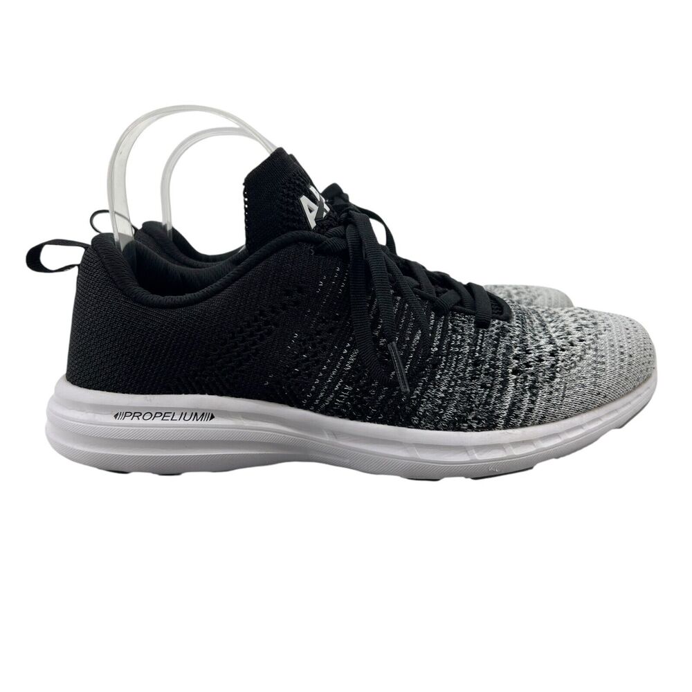 APL Women‎ 8 Running Shoes White Black Techloom Pro Wave Lightweight Breathable